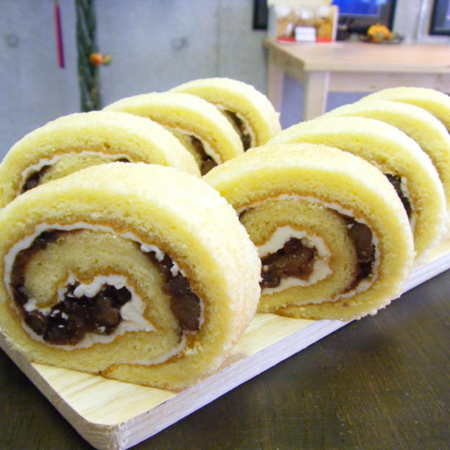 小豆バタークリームのロールケーキ By なごみさん レシピブログ 料理ブログのレシピ満載