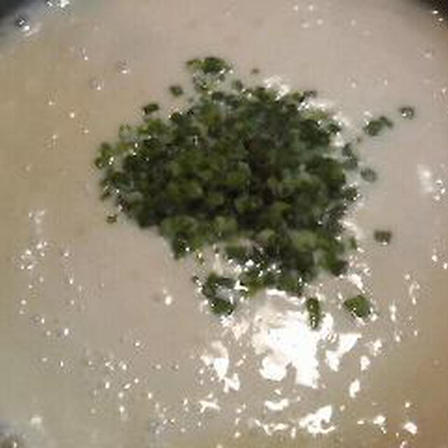 とろ〜りおもちの豆乳鍋