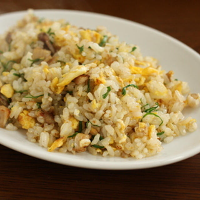 自家製の塩焼豚入りチャーハン