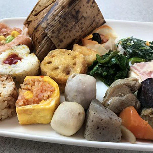 お豆腐のベーコン巻き＆60球の赤いチューリップ♪