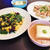 花韮と木耳の炒め物と手羽トロの塩焼き