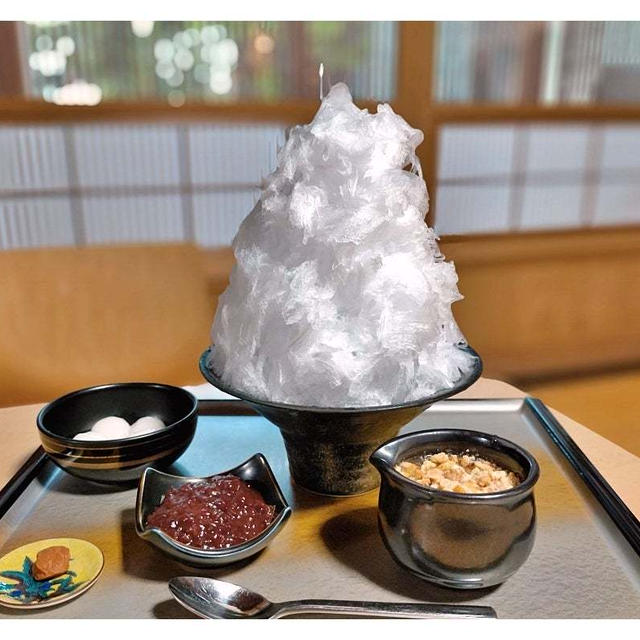秩父と言えば「阿左美冷蔵」の天然氷のかき氷♪大人専用別館「氷極（ひぎょく）」へ