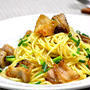 鶏皮のネギ塩ゆず胡椒パスタ