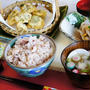 【朝ご飯です♪】烏賊ゲソの炊き込みご飯／フキノトウの天麩羅／自家製塩辛他。