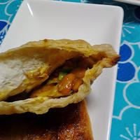 パパッとおつまみに〜カレーマヨねぎ納豆 in 油揚げ