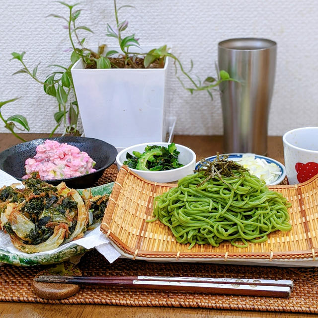 茶そばとかき揚げの映えない晩ごはん