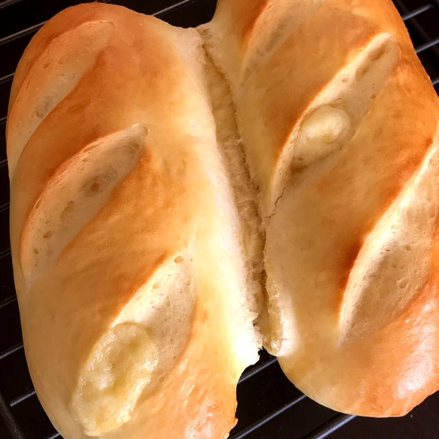 チーズパン☆お手軽ホームベーカリー捏ねで@イーストでパン作り