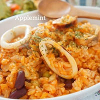 お手軽ランチ★「１日分の野菜」でいかとミックスビーンズのリゾット風