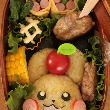 ＊＊ピカチュウのキャラ弁♪＊＊