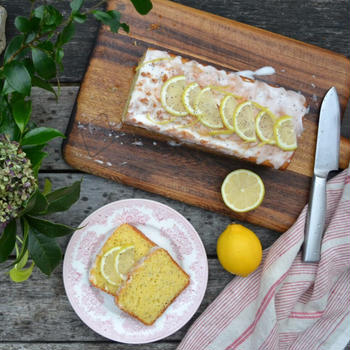 Lemon Poppy Seed Loaf レモンポピーシードケーキ