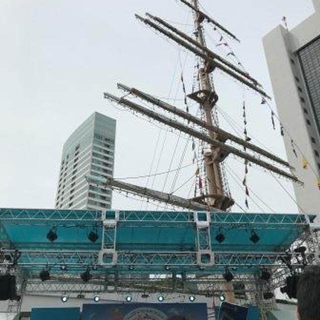 東京みなと祭り「島じまん2018」→「近大マグロ」