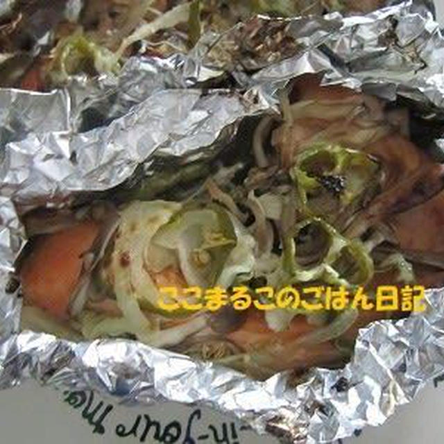 きのこたっぷり鮭のホイル包み焼き♡愛情しみ込むスープ野菜^^