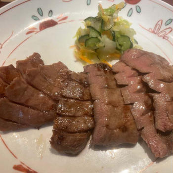牛タンを食べに行きながら五万ゲットの夢を見る？