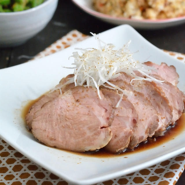 低温調理煮豚とチャーハンのごはんの日。