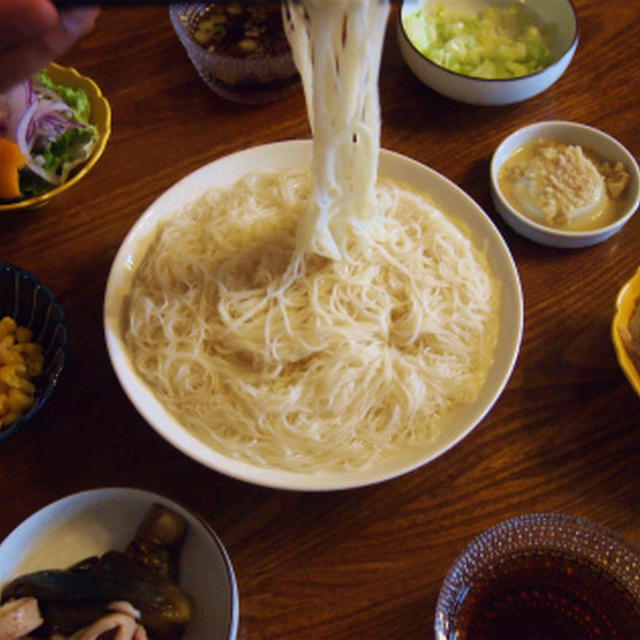 そうめんには何が必要？