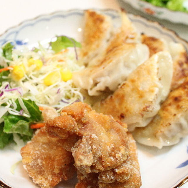 餃子と塩鶏唐揚げで晩御飯