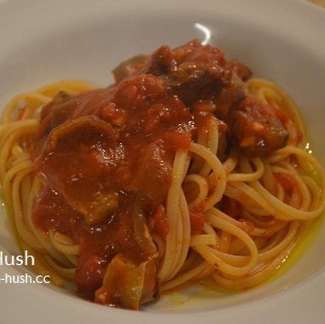 ♪おせちもいいけど・・・★牛すじのトマトソースパスタ★♪