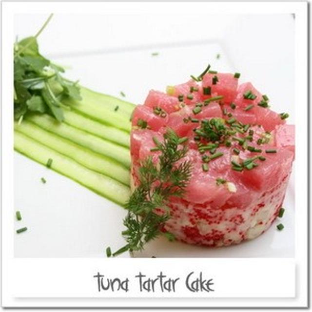 マグロのタルタルケーキ