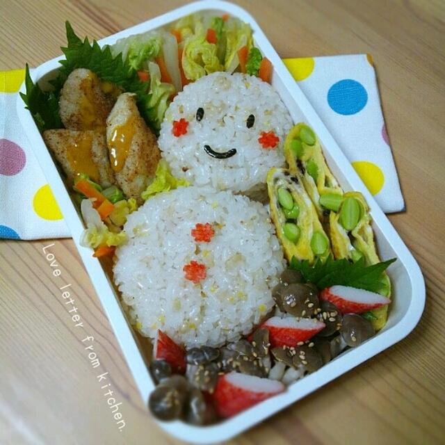 雪だるまごはんと、たらのムニエル・辛子ソースのお弁当。
