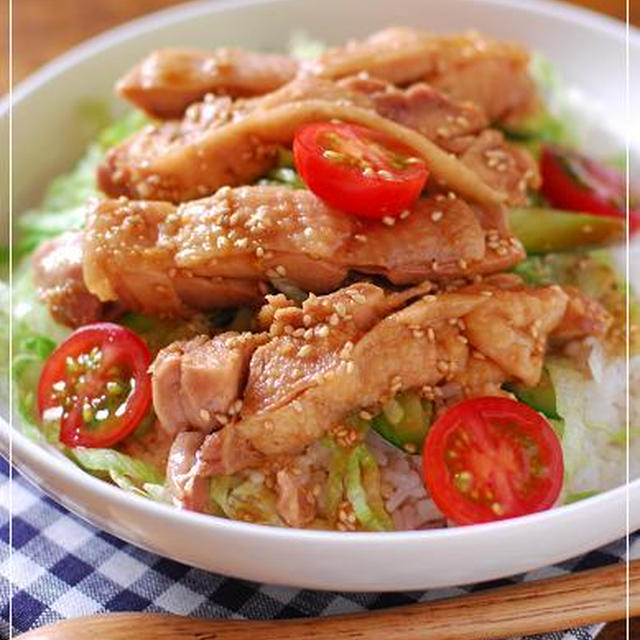 ■**蒸し鶏サラダ丼etc**■