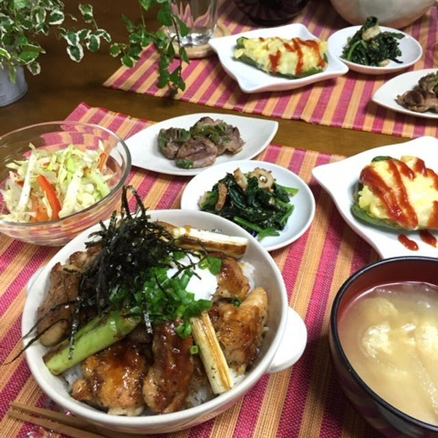 こりやたまらん！焼き鳥風なこってり丼♪…ストレッチ効果を実感