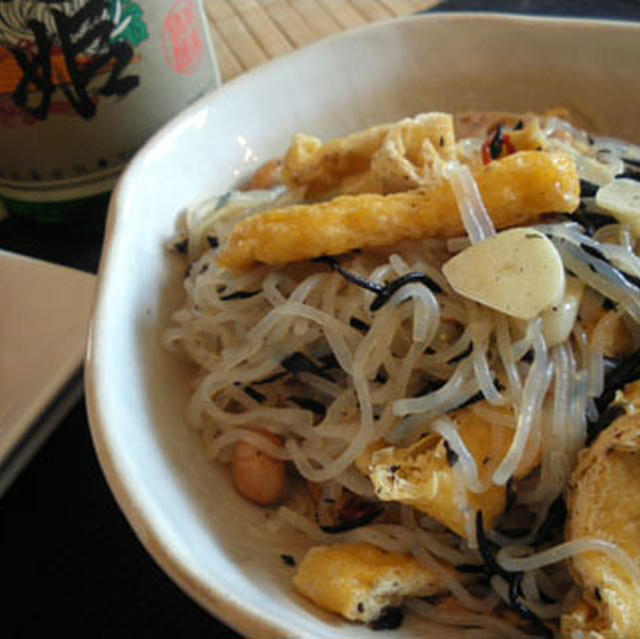 ひじき煮としたらきのペペロンチーノ