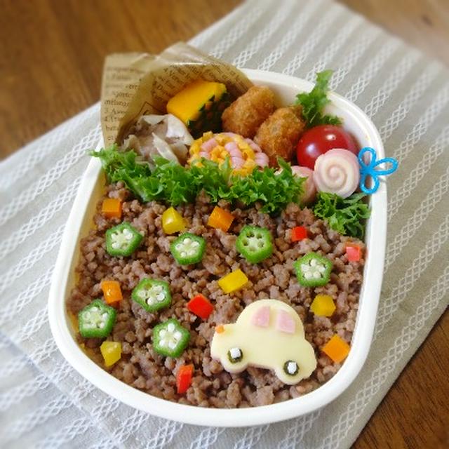 * そぼろご飯のお弁当 *