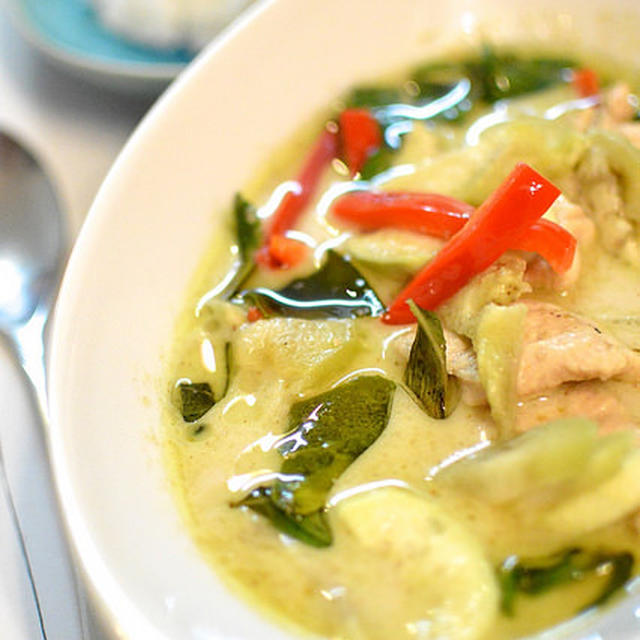 究極のグリーンカレーには、素麺がよく合う！