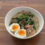 ラーメンと、かかとのガッサガサが...