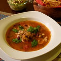 トルティーヤスープ（メキシコ風スープ） with アボカドの薬味