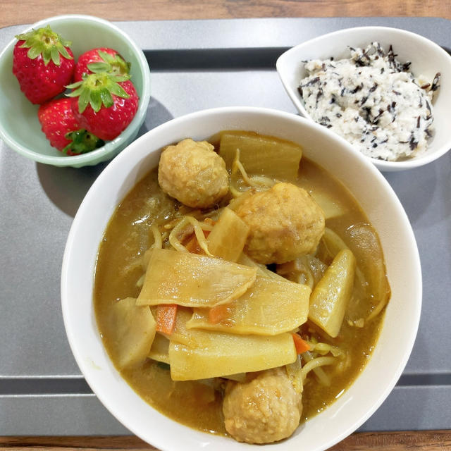 残り物の鍋をリメイク！カレーラーメンで朝ごはん♪