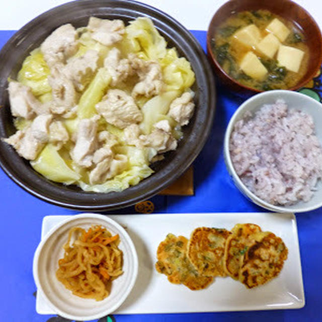 ちょっと残った紅しょうがでミニお好み焼き　などで晩ごはん。