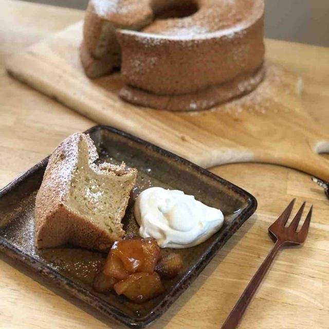 黒砂糖のシフォンケーキ