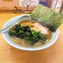 魚介とんこつラーメンをほうれん草増しで啜る