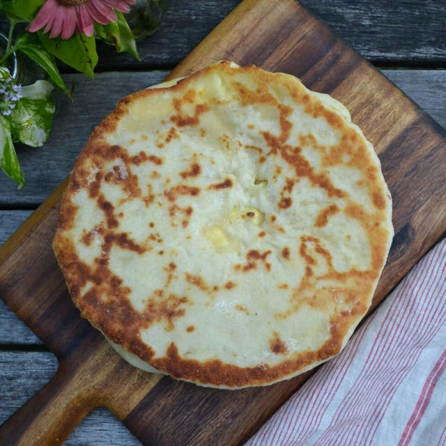 Imeruli Khachapuri イメルリハチャプリ
