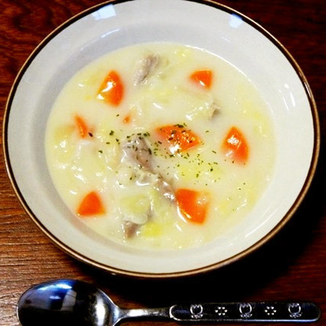 クックパッド「バターなしで☆鶏肉とキャベツのシチュー」が話題のレシピになりました！