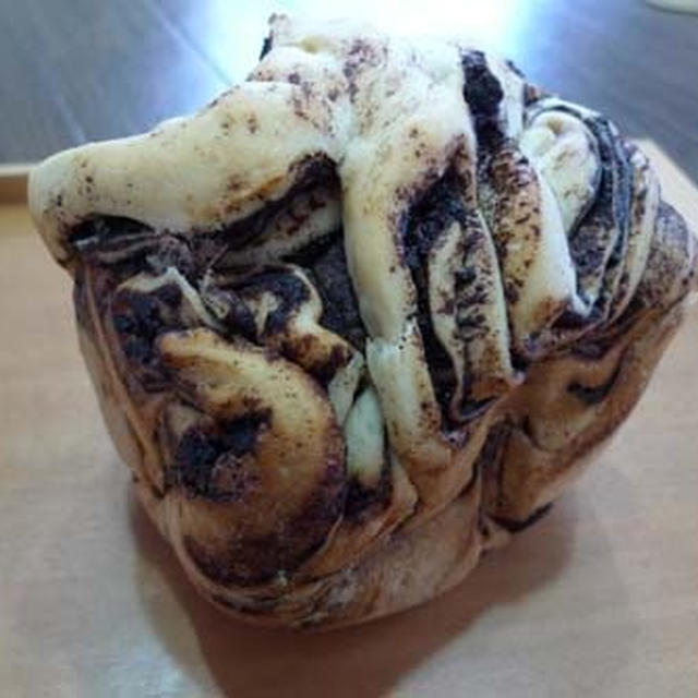 朝ごはんに　～　ホームベーカリーでチョコパン