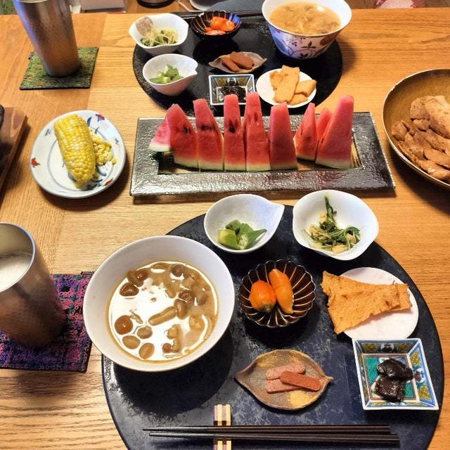 豚味噌焼き＋茄子味噌と土鍋ごはん、小鉢6品ときのこ汁で晩酌