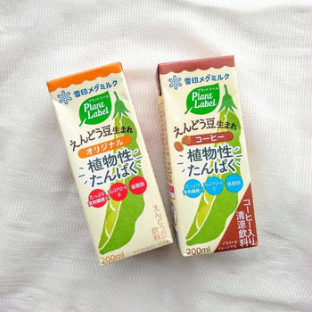 Plant Label えんどう豆生まれオリジナル・コーヒー雪印メグミルク