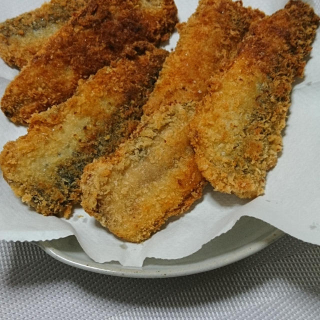 イワシの丸干しでイワシフライ