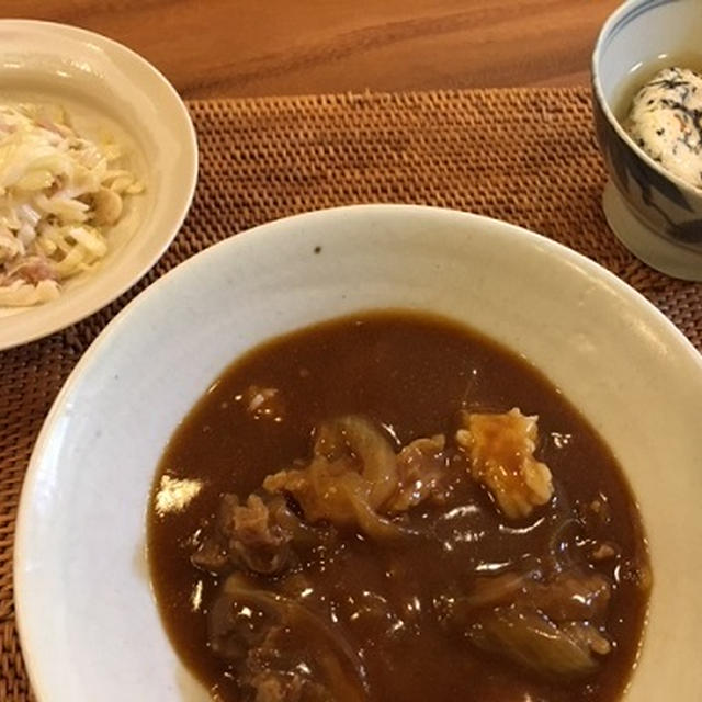 牛スジカレー丼