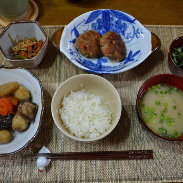 *...*蓮根しゃきしゃきハンバーグ*...*