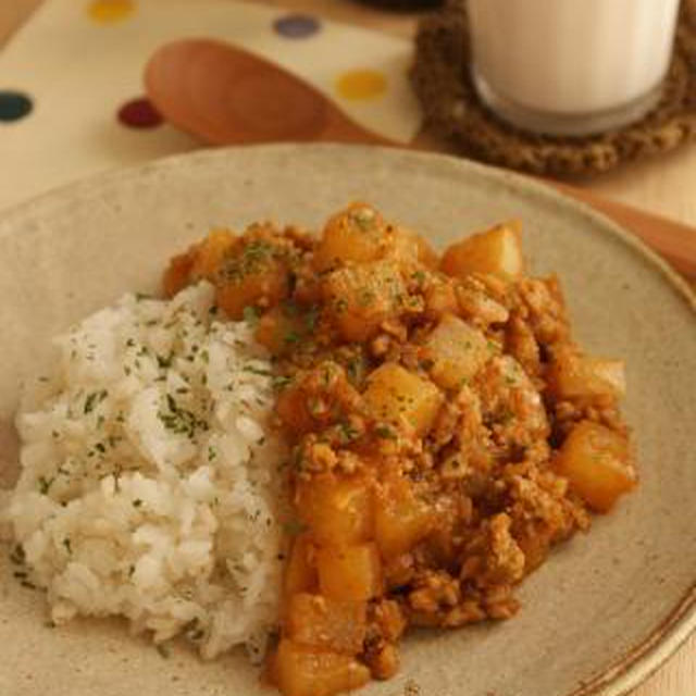 大根のドライカレー＆カシスラッシー