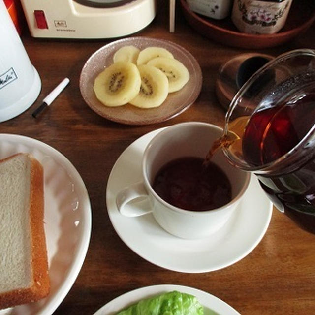 メリタジャパンの『メリタ　電動コーヒーミル』で豆の挽き立ての香りとコーヒーを楽しもう♪