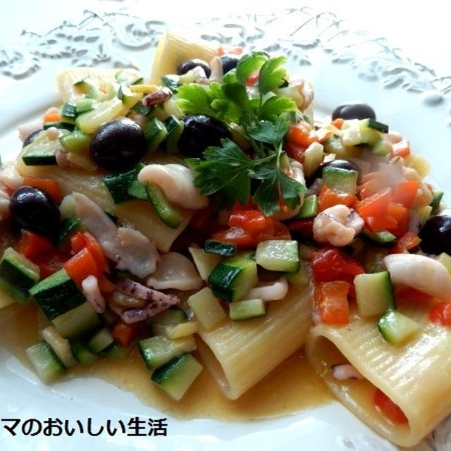 いかと彩り野菜のパッケリ