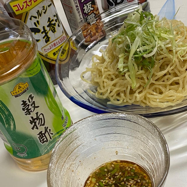 めんつゆ+豆板醤deピリ辛汁つけ麺☆サッパリピリ辛系の汁づくり！