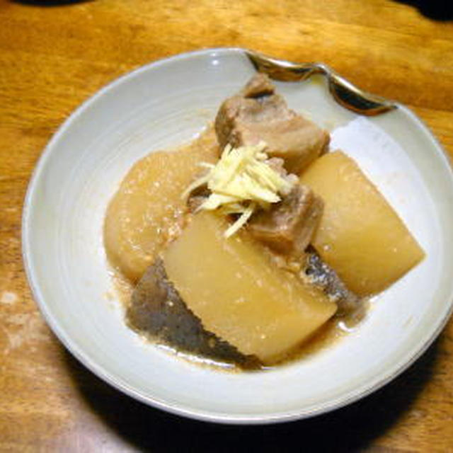 大根と豚バラ肉の味噌煮