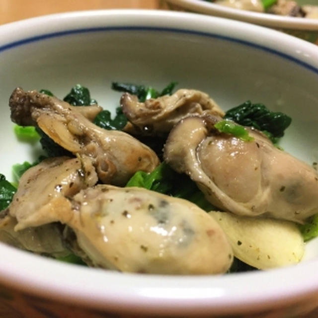 牡蠣のオイル漬けをほうれん草と和えて＆ホタテひものバター・酒粕炒め♪