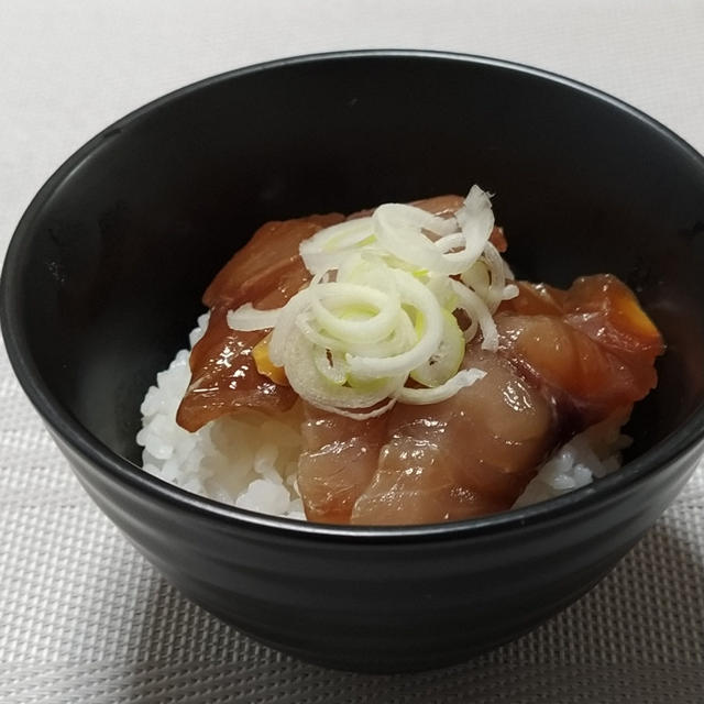 漬け丼とか…