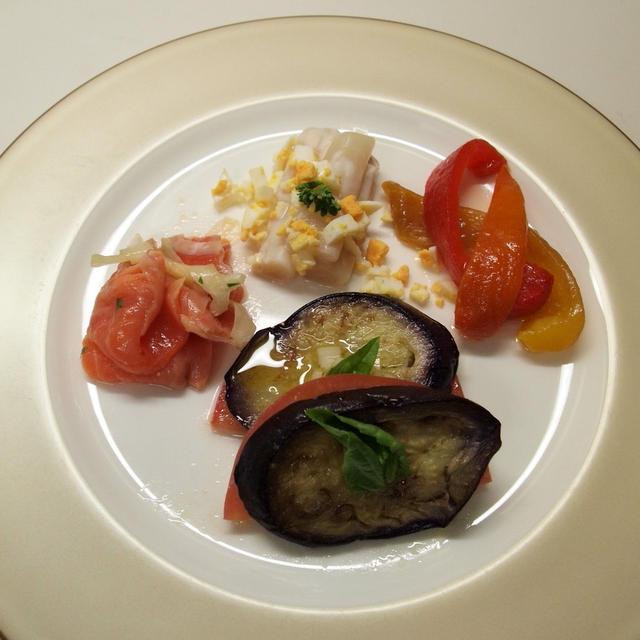 叔父夫妻を招いて夕食